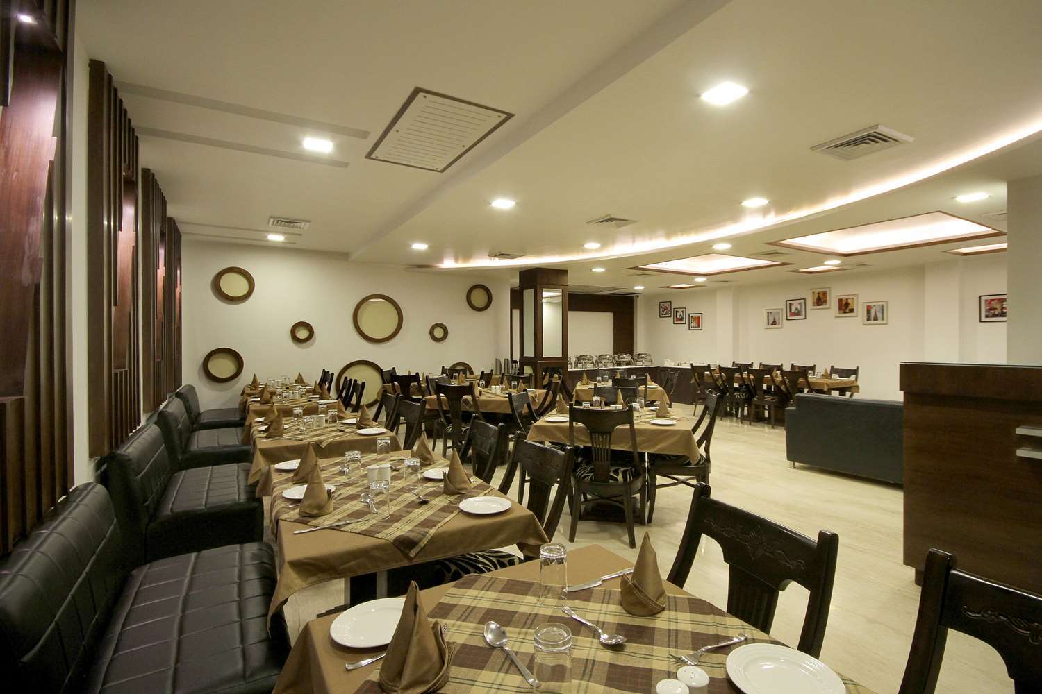 קטרה Best Western Swing High Katra מסעדה תמונה